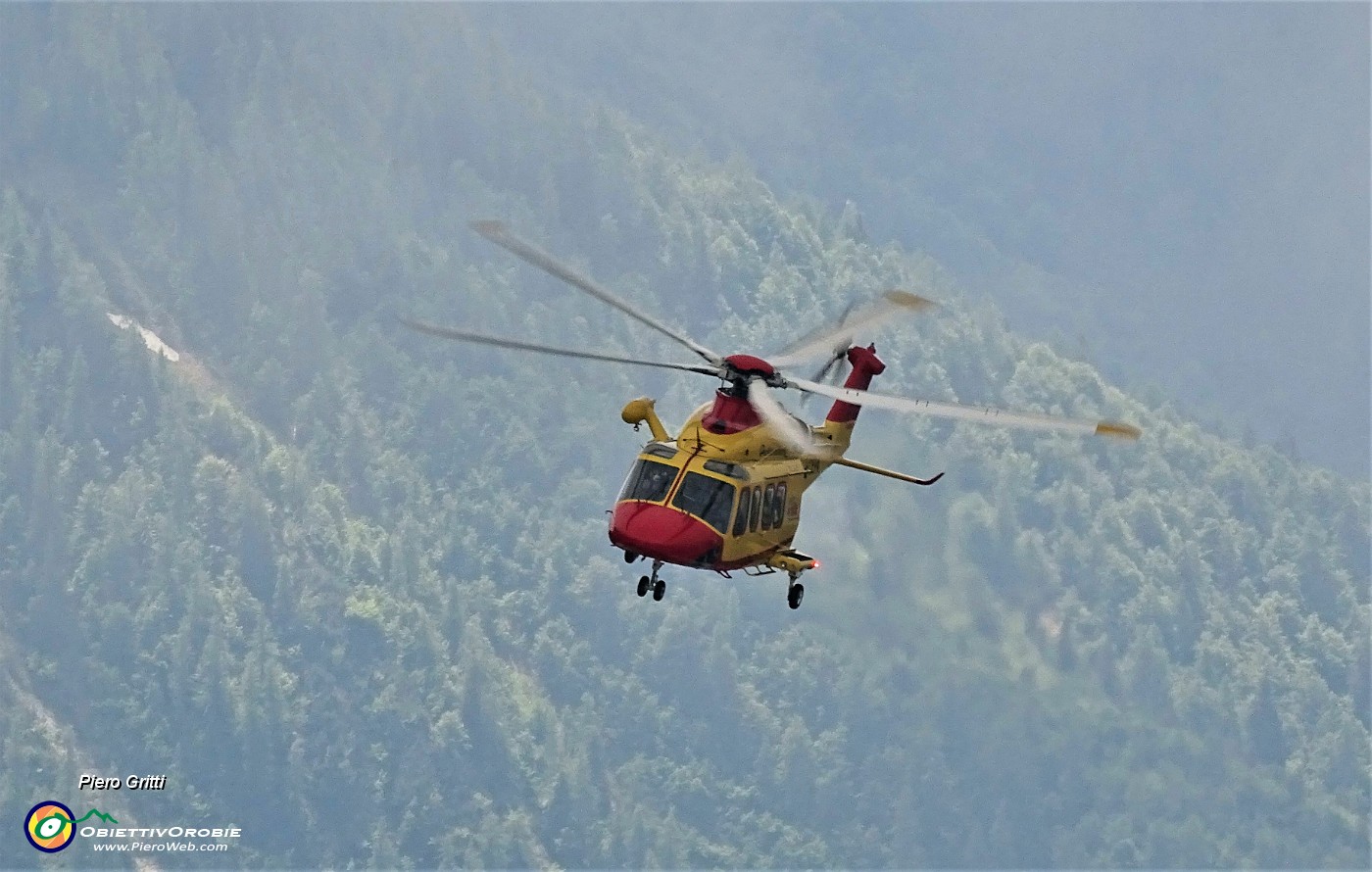 62 Elicottero alla ricerca.....JPG -                                